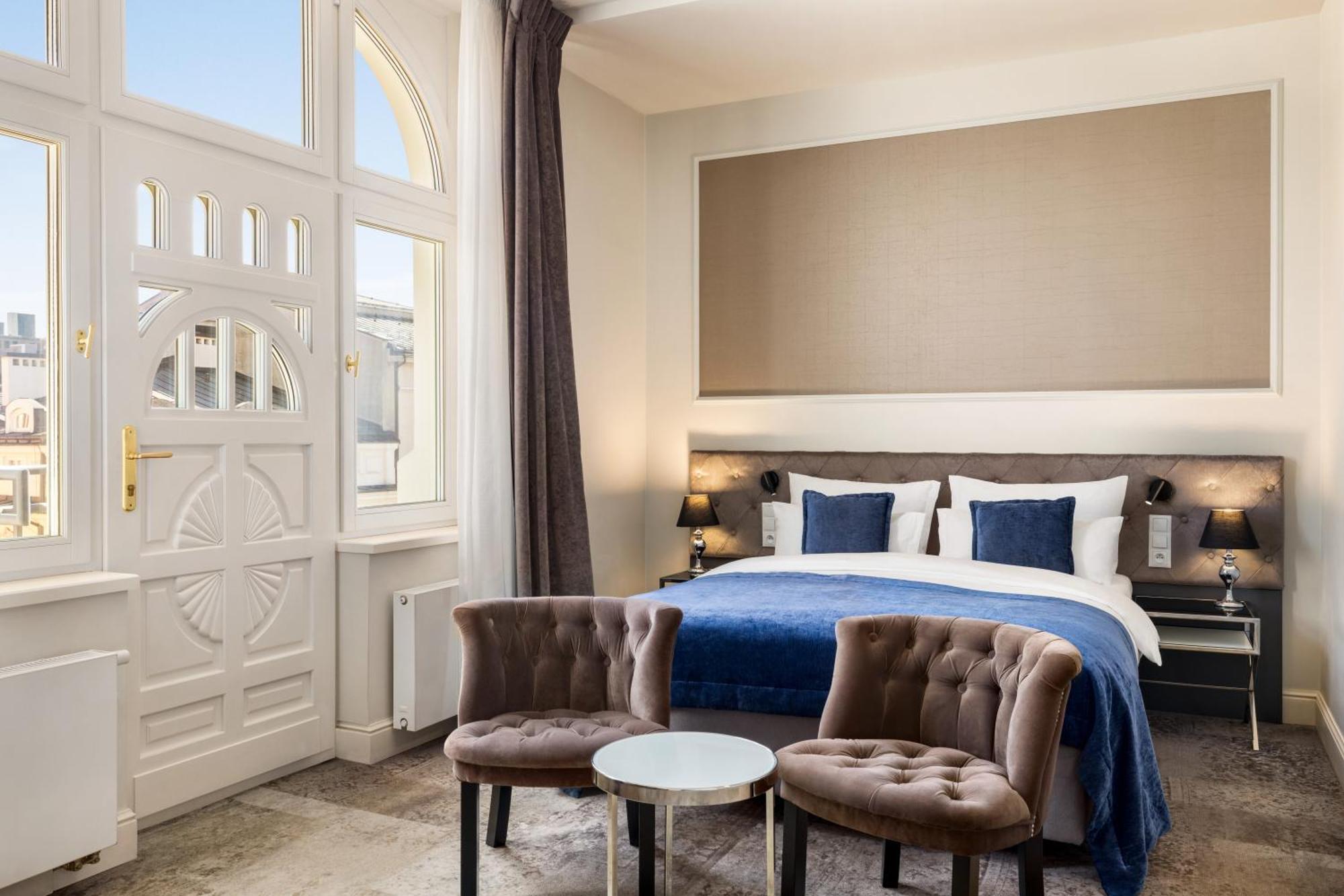 Wyndham Grand Old Town 5*